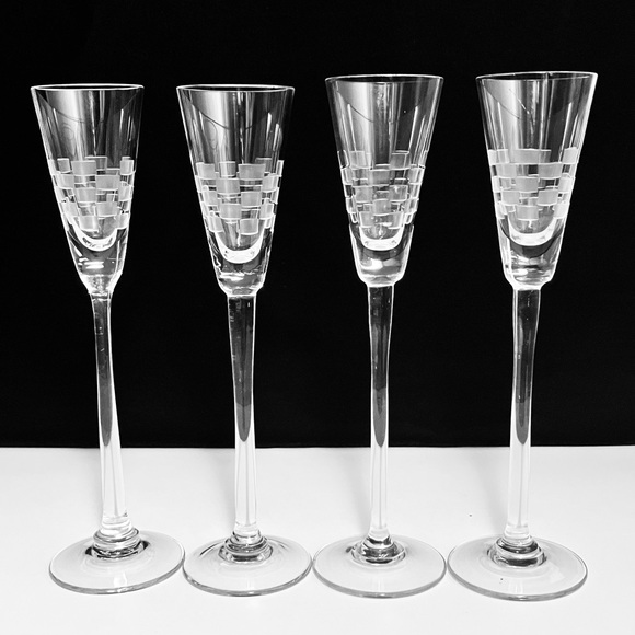 FIVE 1960’s TALL CHECKERBOARD CORDIALS / Hand Etched VINTAGE GLASSES / 7 Inches - Picture 1 of 11